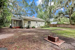 2016 Ash Ave, Brunswick, GA 31520 - Photo 34