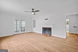 2016 Ash Ave, Brunswick, GA 31520 - Photo 4