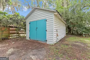 2016 Ash Ave, Brunswick, GA 31520 - Photo 36
