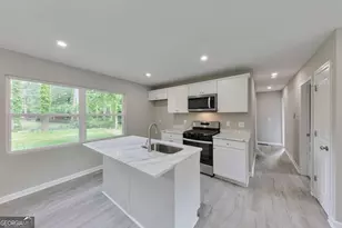 1660 Mallard Cir, Conley, GA 30288 - Photo 6