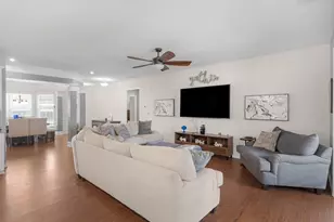 203 Camelia Ct, Griffin, GA 30223 - Photo 8