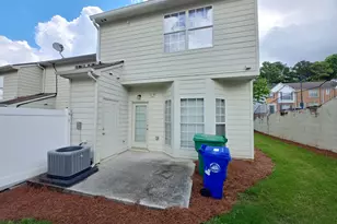 2671 Parkway Trail, Lithonia, GA 30058 - Photo 14