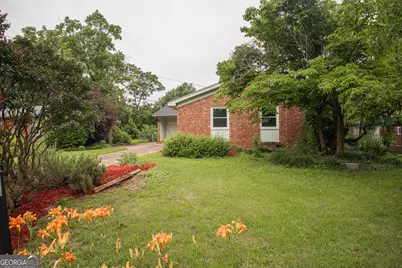 211 Sunnydale Drive, Warner Robins, GA 31088 - Photo 2