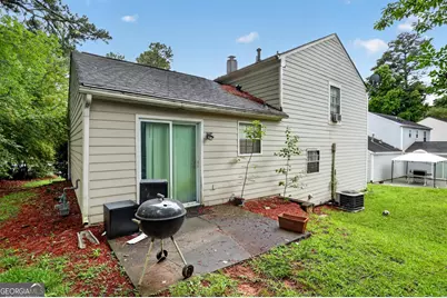 1632 Carrie Springs NW, Kennesaw, GA 30144 - Photo 2