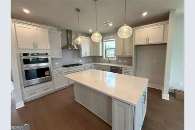 2436 Naples Street, Hoschton, GA 30548 - Photo 2