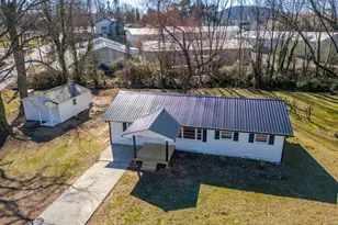 298 Faulkner St, Cleveland, GA 30528 - Photo 4