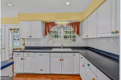 908 S Willowcrest Way, Lagrange, GA 30240 - Photo 12