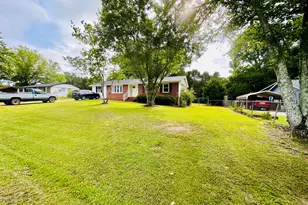 213 Hilltop Dr, Perry, GA 31069 - Photo 2