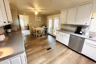 213 Hilltop Dr, Perry, GA 31069 - Photo 6