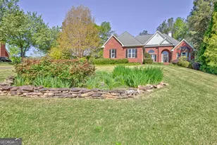 140 Lake Park Ct, Sharpsburg, GA 30277 - Photo 4