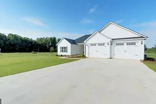 101 Bailey Cir, Thomasville, GA 31757 - Photo 4