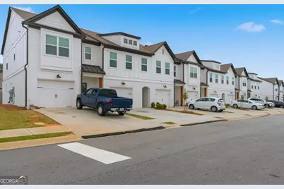 82 Auburn Run Lane, Auburn, GA 30011 - Photo 2