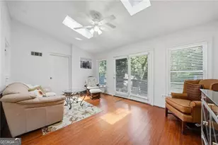 7505 St Charles Square, Roswell, GA 30075 - Photo 18