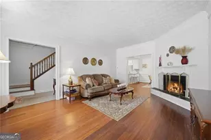 7505 St Charles Square, Roswell, GA 30075 - Photo 6