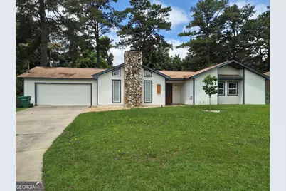 221 Gilchrist Drive, Warner Robins, GA 31093 - Photo 1
