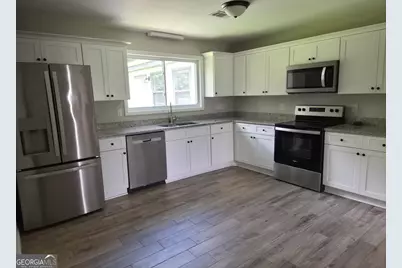 221 Gilchrist Drive, Warner Robins, GA 31093 - Photo 4