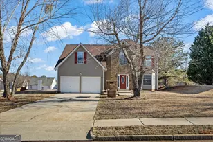 520 Easton Dr, Locust Grove, GA 30248 - Photo 1