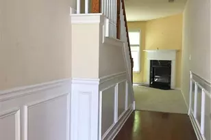33 Jekyll Dr, Marietta, GA 30066 - Photo 2