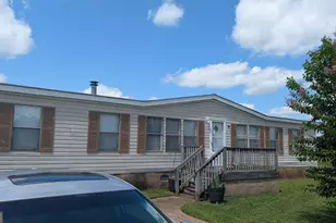 109 Crestmont Ct, Byron, GA 31008 - Photo 1