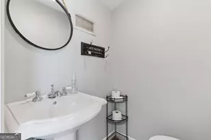 1313 Beachview Dr, Saint Simons, GA 31522 - Photo 30