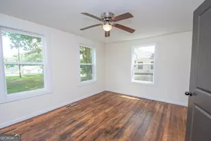 250 Lagrange St, Grantville, GA 30220 - Photo 12