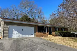 207 Cherry Hill Dr, Calhoun, GA 30701 - Photo 10