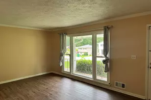 827 San Miguel Dr, Stone Mountain, GA 30083 - Photo 2