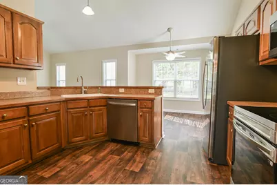 1766 Laurel Ridge Drive SW, Conyers, GA 30094 - Photo 6