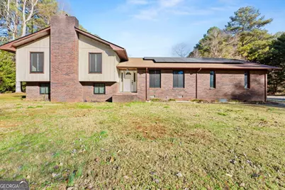 588 Estatohe Circle, Toccoa, GA 30577 - Photo 2
