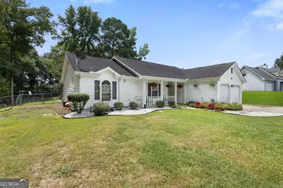 1729 Brandi Lane, Loganville, GA 30052 - Photo 2
