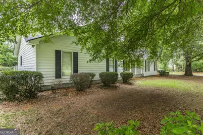878 Tanglewood Circle, Dublin, GA 31021 - Photo 2