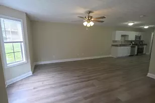 187 Westchester Cir, Athens, GA 30606 - Photo 2