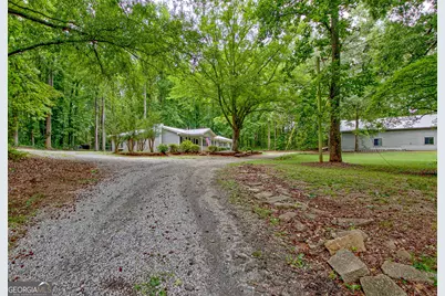 18 Glen Cannon Tr, Newnan, GA 30263 - Photo 4