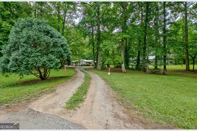 18 Glen Cannon Tr, Newnan, GA 30263 - Photo 2