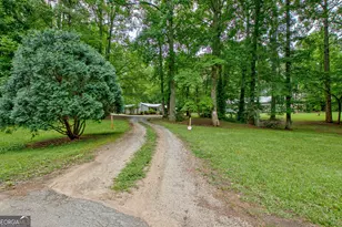 18 Glen Cannon Trail, Newnan, GA 30263 - Photo 2