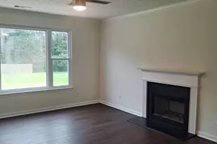 965 S Trotters Farm Rd, Fairburn, GA 30213 - Photo 8