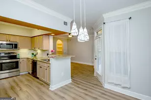 3777 Peachtree Road NE, Atlanta, GA 30319 - Photo 20