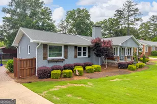 809 Sherwood Dr, Elberton, GA 30635 - Photo 2