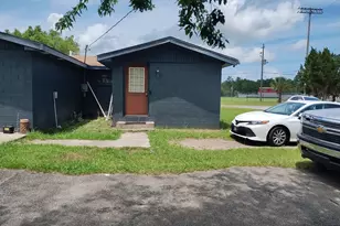 511 Greene St, Darien, GA 31305 - Photo 2