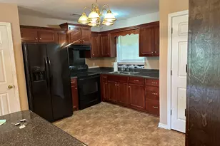 109 Chance Ln, Glennville, GA 30427 - Photo 10