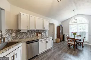 8860 Creekstone Pl, Gainesville, GA 30506 - Photo 12