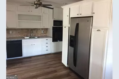 80 Homestead Place, Rex, GA 30273 - Photo 6
