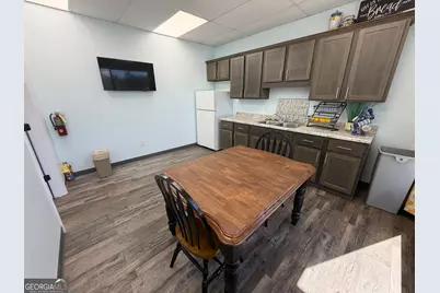 1111 Hillcrest Parkway, Dublin, GA 31021 - Photo 6