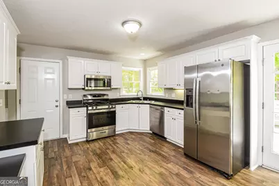 1016 Saddle Brooke Drive, Dallas, GA 30132 - Photo 6