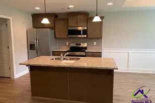 143 Arbor Creek, Warner Robins, GA 31093 - Photo 2