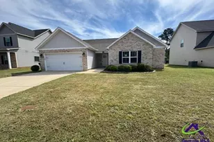 143 Arbor Creek, Warner Robins, GA 31093 - Photo 1