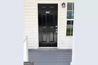 1240 Pinedale Circle NW, Conyers, GA 30012 - Photo 2