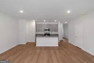 5432 Biltmore Dr, Atlanta, GA 30349 - Photo 12