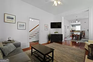 303 W 39th St, Savannah, GA 31405 - Photo 8