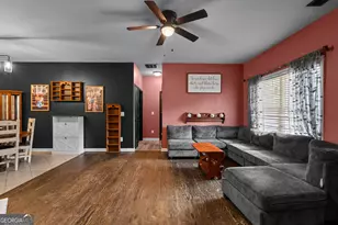 464 Evelyn Dr, Greenville, GA 30222 - Photo 6